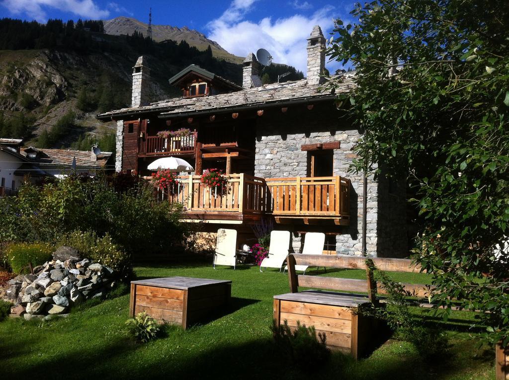 Bed and Breakfast Les Trompeurs chez Odette à Cogne Extérieur photo